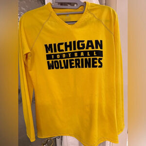 Vintage Michigan Wolverines Women’s V-neck Long Sleeve Maize Yellow Top Size S